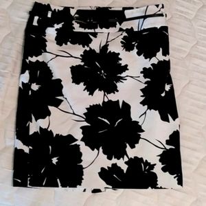 Liz Claiborne black and white floral skirt.